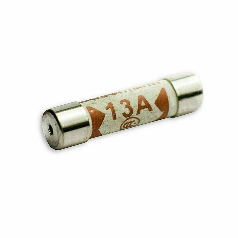 25x 13 amp Fuses